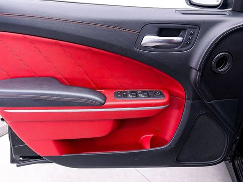 Used 2022 Dodge Charger Scat Pack RWD image 18