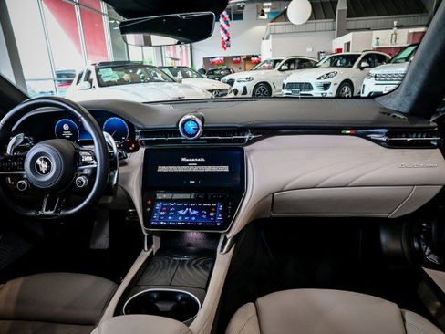 Used 2024 Maserati GranTurismo Modena image 22