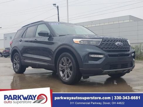 Used 2023 Ford Explorer XLT w/ Equipment Group 202A AWD/4WD image 1