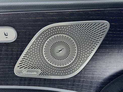 Used 2023 Mercedes-Benz GLS 580 4MATIC image 17