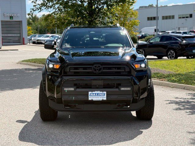 Used 2025 Toyota 4Runner SR5 AWD/4WD image 2