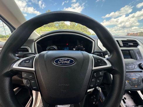 Used 2016 Ford Fusion S image 26