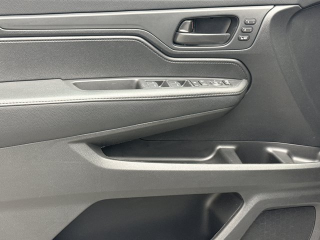 Used 2025 Honda Odyssey EX-L image 9