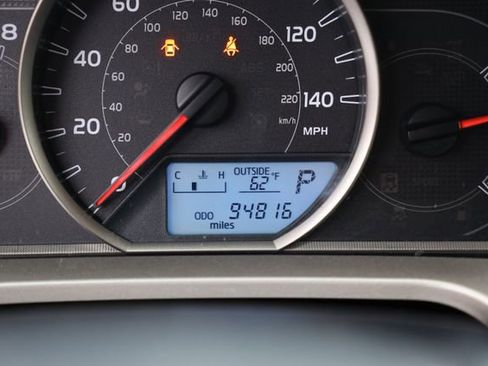 Used 2015 Toyota RAV4 LE AWD/4WD image 19