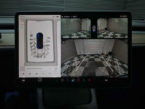 Used 2025 Tesla Model Y Long Range AWD/4WD image 28