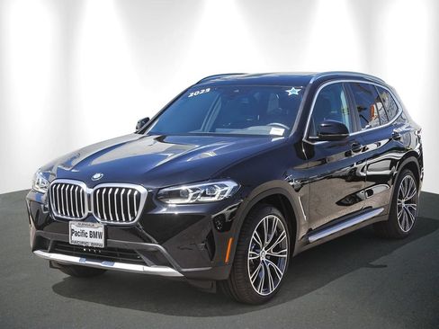 Used 2023 BMW X3 sDrive30i w/ Convenience Package RWD image 3