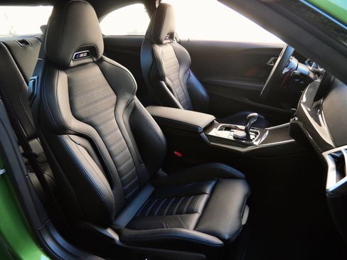 Used 2025 BMW M2 w/ Lighting Package RWD image 25