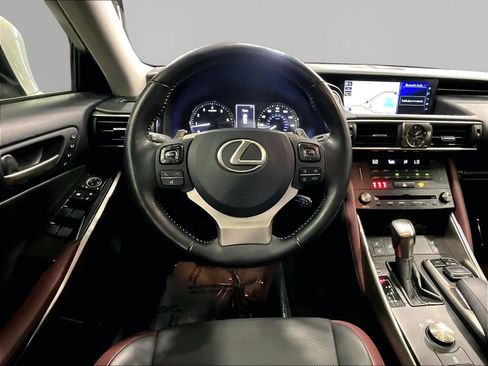 Used 2018 Lexus IS 300 AWD w/ Comfort Package image 8
