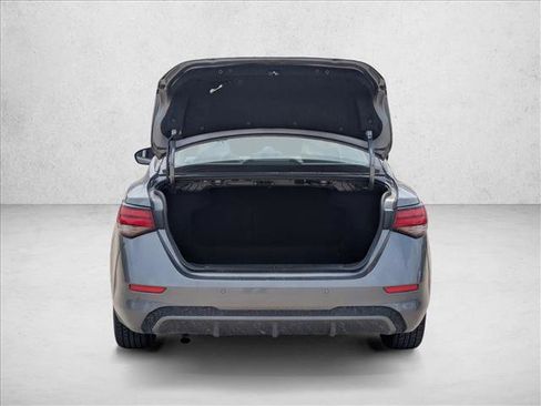 Used 2024 Nissan Sentra SV image 5