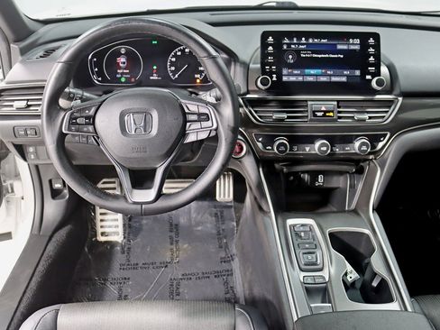 Used 2019 Honda Accord Sport image 13