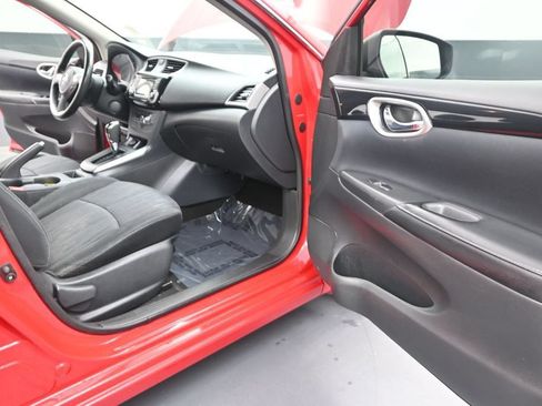 Used 2018 Nissan Sentra SV w/ Electronics Package FWD image 15