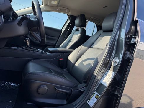 Certified 2025 MAZDA CX-30 AWD 2.5 S w/ Select Sport Pkg image 5