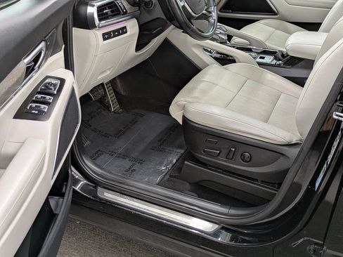 Used 2022 Kia Telluride SX w/ Nightfall Edition Package AWD/4WD image 34
