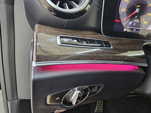 Used 2018 Mercedes-Benz E 400 4MATIC Coupe w/ Premium 3 Package image 34