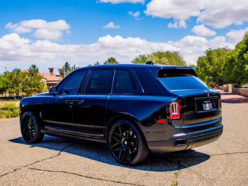 Used 2022 Rolls-Royce Cullinan w/ Dynamic Package image 61