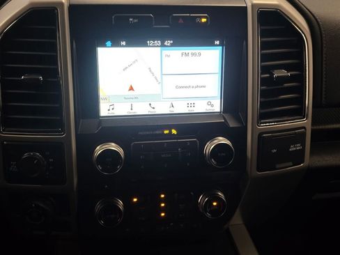 Used 2018 Ford F150 Lariat w/ Equipment Group 501A Mid image 15