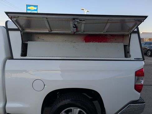 Used 2021 Toyota Tundra image 15