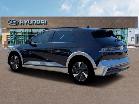 New 2026 Hyundai Ioniq 5 Limited image 4