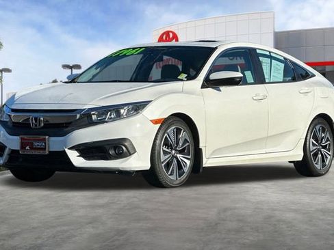 Used 2017 Honda Civic EX-T image 10
