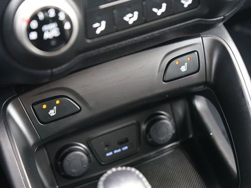 Used 2011 Hyundai Tucson GLS image 17