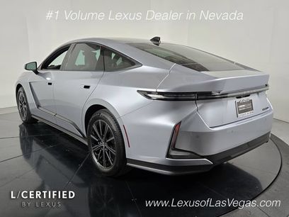 Used 2026 Lexus ES 350e w/ Convenience Package