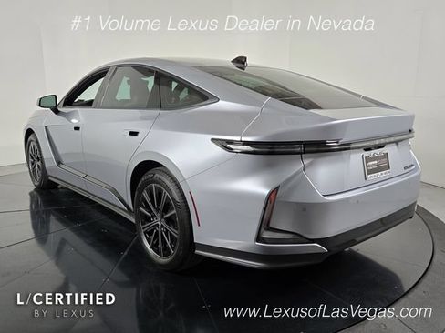 Used 2026 Lexus ES 350e w/ Convenience Package FWD image 4