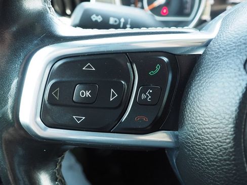 Used 2022 Jeep Wrangler Unlimited Sahara w/ LED Lighting Group AWD/4WD image 26