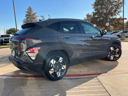 Used 2025 Hyundai Kona SEL image 6