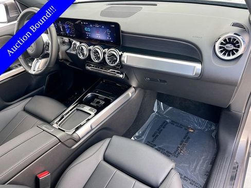 Used 2024 Mercedes-Benz EQB 250+ image 27