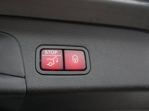 Used 2020 Mercedes-Benz GLS 450 4MATIC image 12