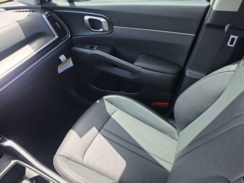 New 2026 Kia Sorento S AWD/4WD image 15