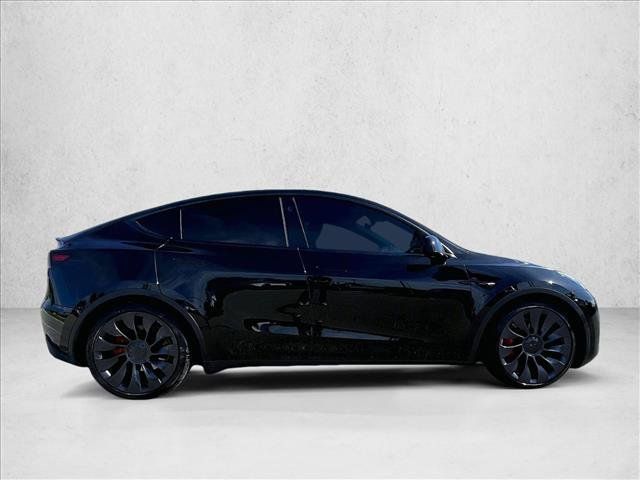 Used 2025 Tesla Model Y Performance AWD/4WD image 5