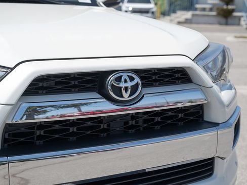Used 2019 Toyota 4Runner Limited w/ Convenience Package RWD image 10
