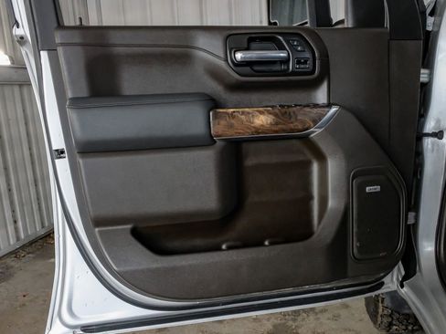 Used 2020 GMC Sierra 3500 Denali w/ Technology Package image 43