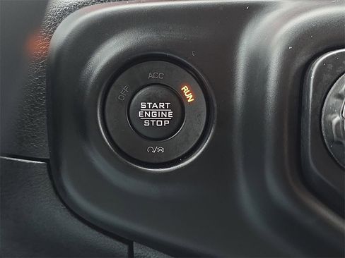 Used 2021 Jeep Wrangler Unlimited Rubicon w/ Uconnect 4C Nav & Sound Group image 28