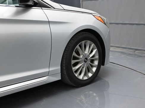 Used 2015 Hyundai Sonata Limited w/ Option Group 05 image 40