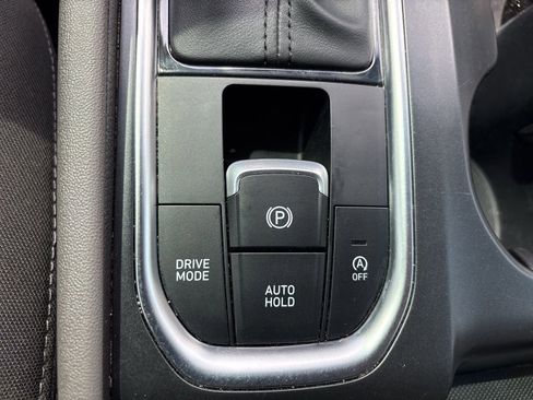 Used 2020 Hyundai Santa Fe SEL FWD image 24