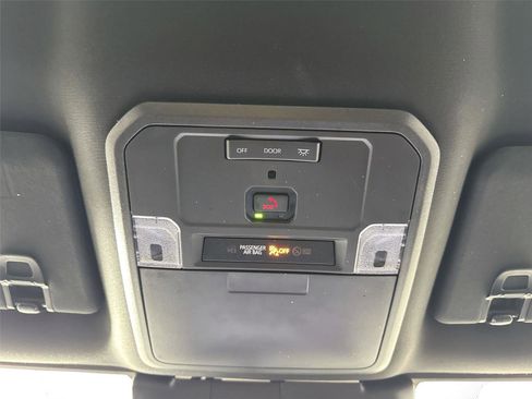 Certified 2025 Toyota Tacoma TRD Sport AWD/4WD image 6