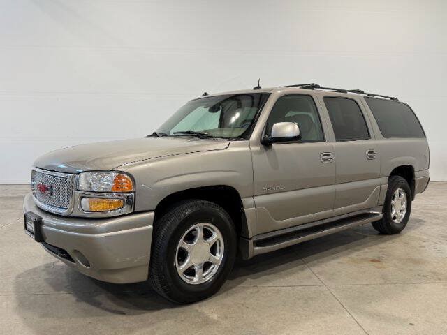 Used 2003 GMC Yukon XL Denali AWD/4WD image 1