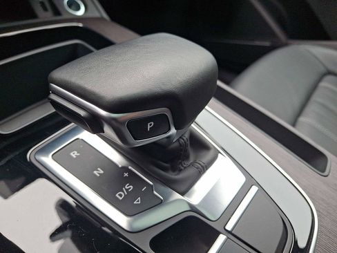 Certified 2023 Audi Q5 2.0T Premium Plus w/ Premium Plus Package image 12