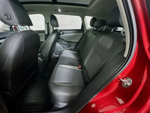 Used 2023 Volkswagen Taos SE image 29