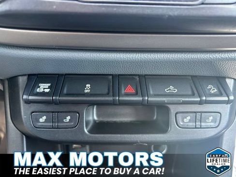 Used 2016 Chevrolet Colorado Z71 AWD/4WD image 40