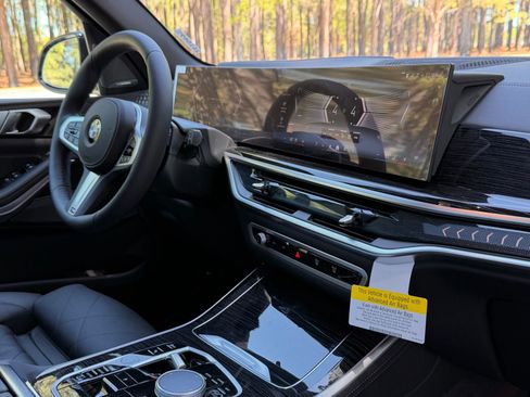New 2026 BMW X5 xDrive40i w/ M Sport Package AWD/4WD image 22