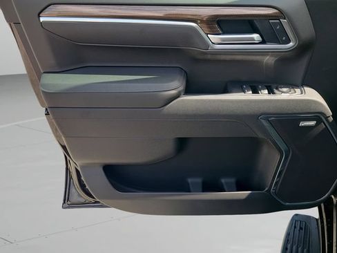 New 2026 Chevrolet Silverado 1500 RST AWD/4WD image 16