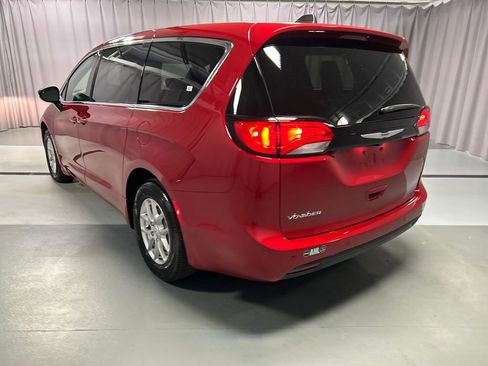 New 2026 Chrysler Voyager LX image 5