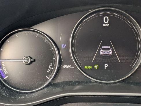 Used 2025 MAZDA CX-50 AWD 2.5 Hybrid w/ Premium Pkg image 18