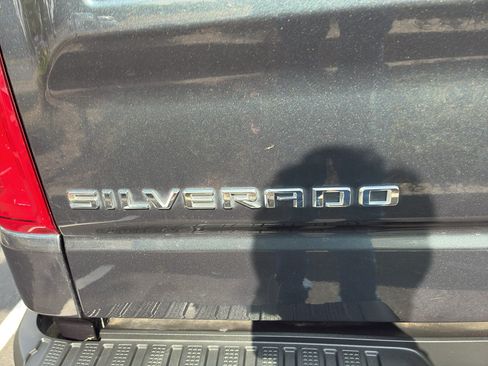 Used 2019 Chevrolet Silverado 1500 LT Trail Boss AWD/4WD image 14