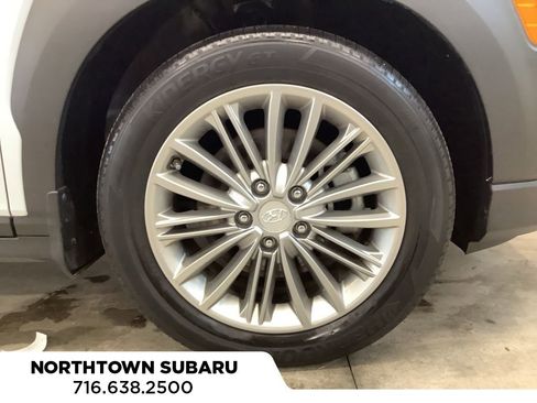 Used 2019 Hyundai Kona SEL AWD/4WD image 26