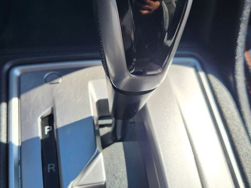 Used 2021 Subaru Crosstrek 2.0i Premium image 32