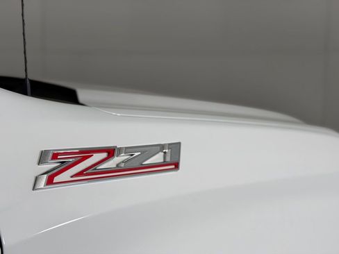 Used 2021 Chevrolet Silverado 1500 LT image 16